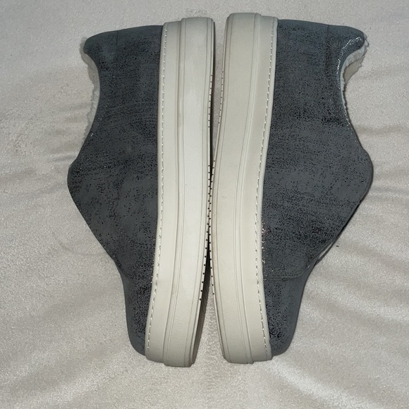 J/SLIDES NADA Pewter Metallic Leather Sneaker - Picture 11 of 12